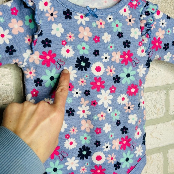 12 Month Bundle Fleece Sweater Long Sleeve Onesie - Picture 7 of 12